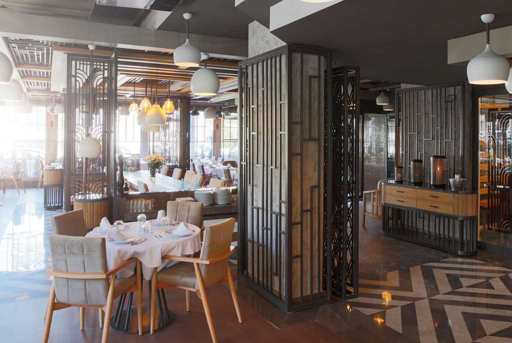 ทริป บาย วินด์แฮม อังการา โอราน Hotel ร้านอาหาร รูปภาพ